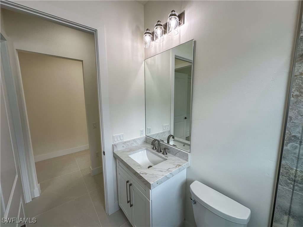 2464 Florida Avenue Naples FL 34112 226002601 image7