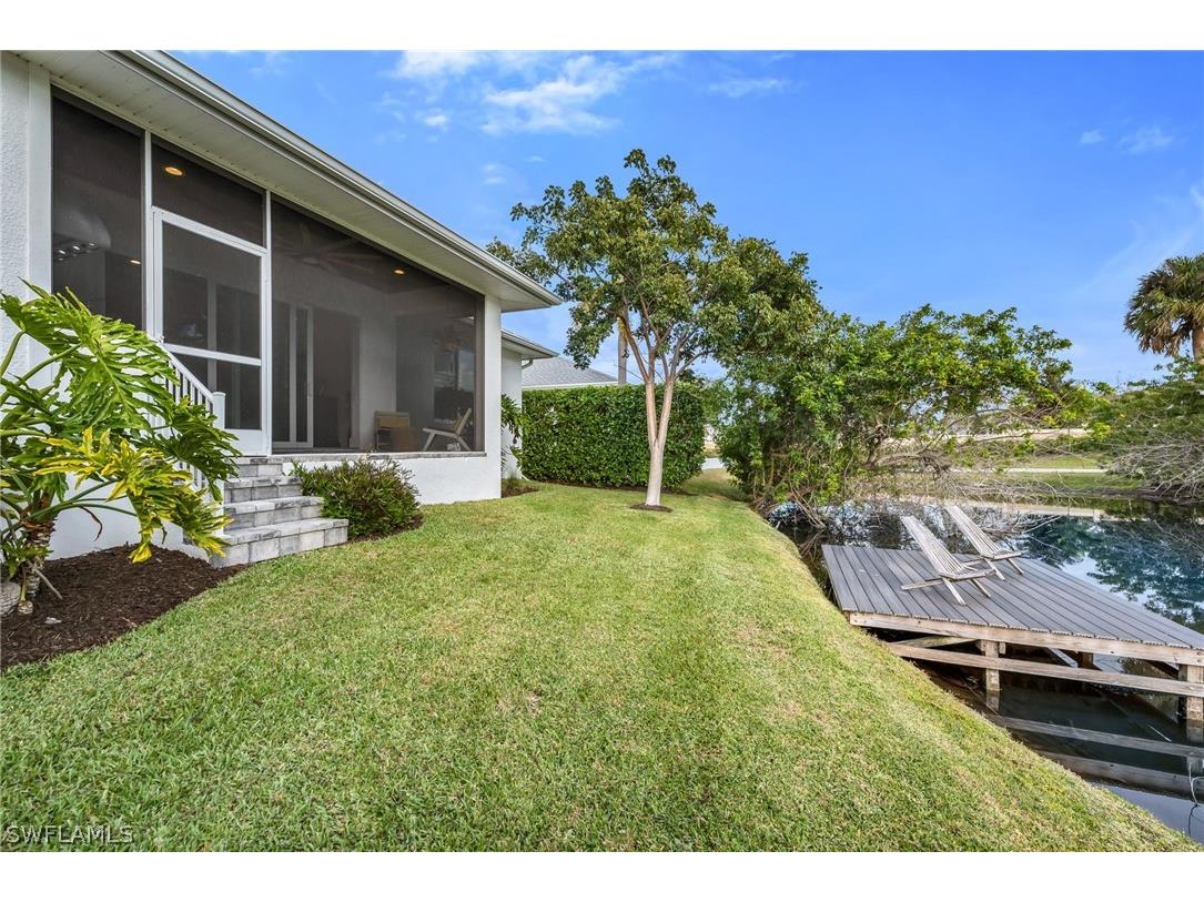 2464 Lake Avenue Naples FL 34112 226006611 image25