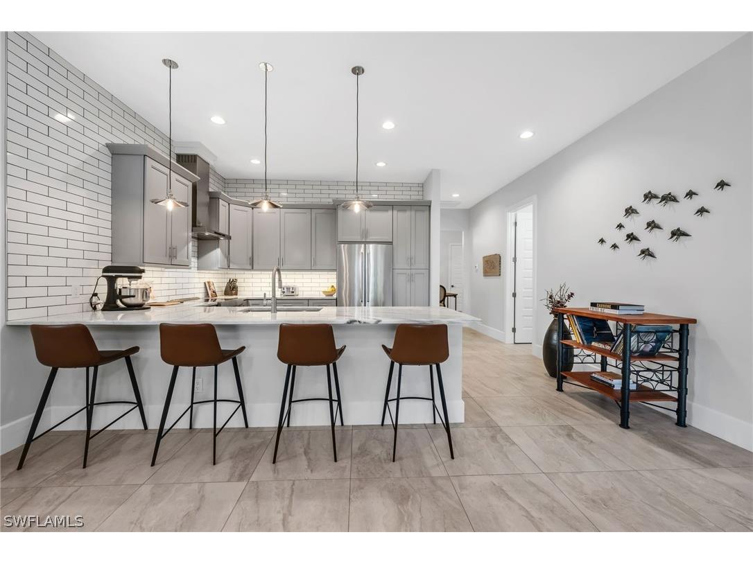 2464 Lake Avenue Naples FL 34112 226006611 image4