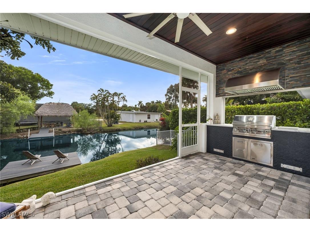 2464 Lake Avenue Naples FL 34112 226006611 image8