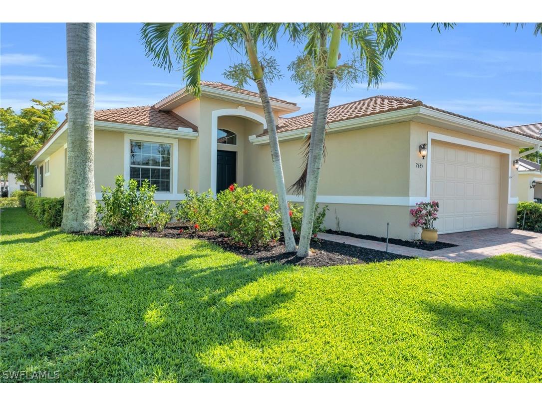 2465 Blackburn Circle Cape Coral FL 33991 224036758 image1