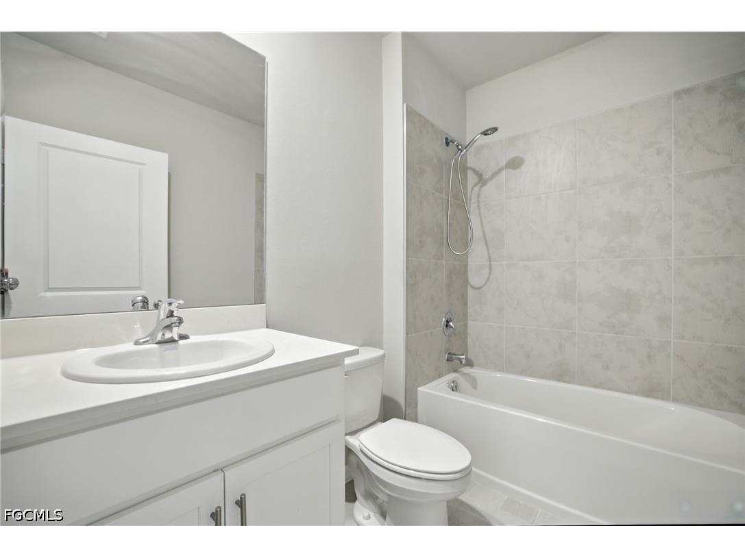 2465 NW 9th Street Cape Coral FL 33993 2026019394 image10
