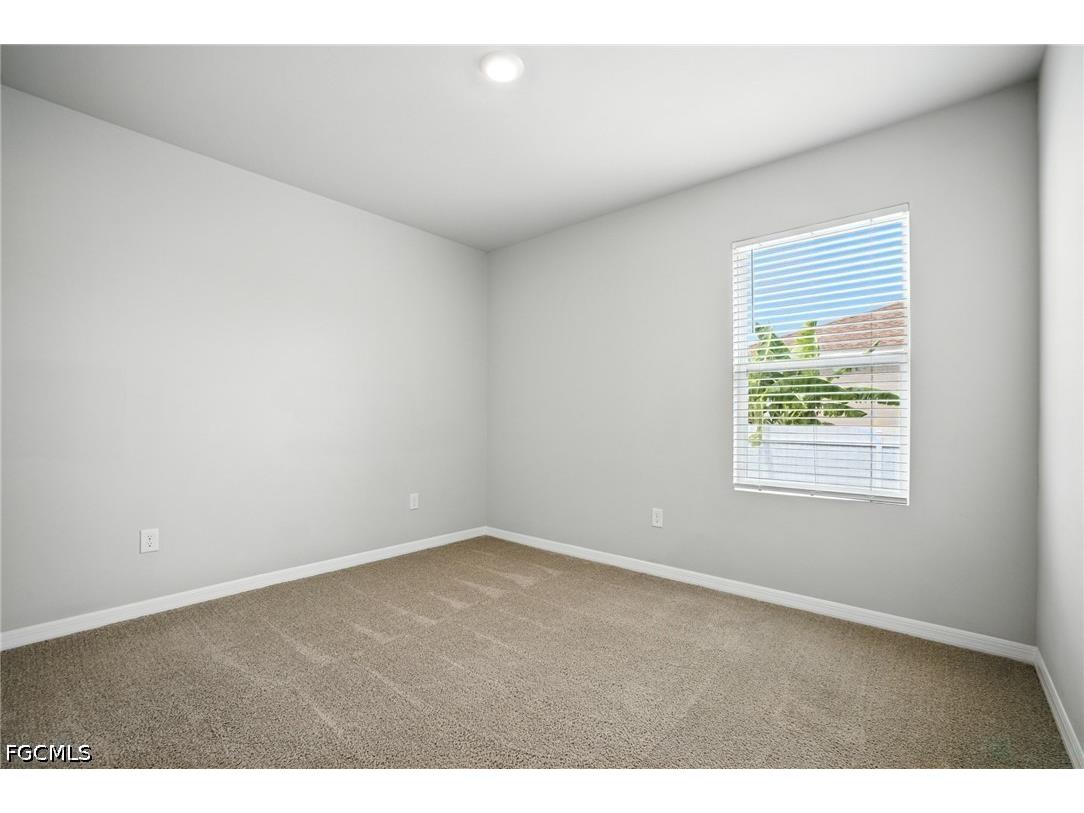 2465 NW 9th Street Cape Coral FL 33993 2026019394 image11