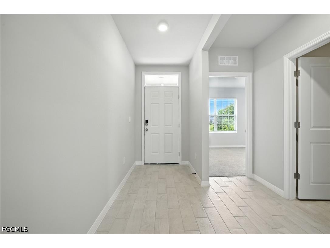 2465 NW 9th Street Cape Coral FL 33993 2026019394 image2