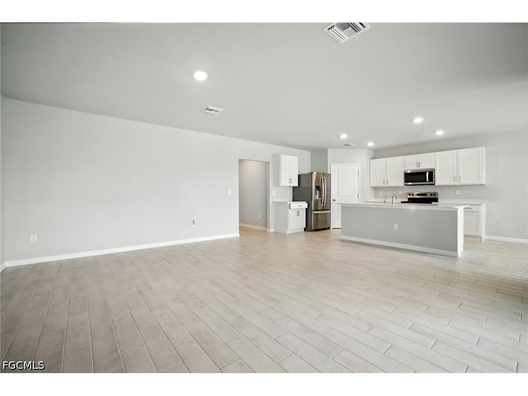 2465 NW 9th Street Cape Coral FL 33993 2026019394 image24