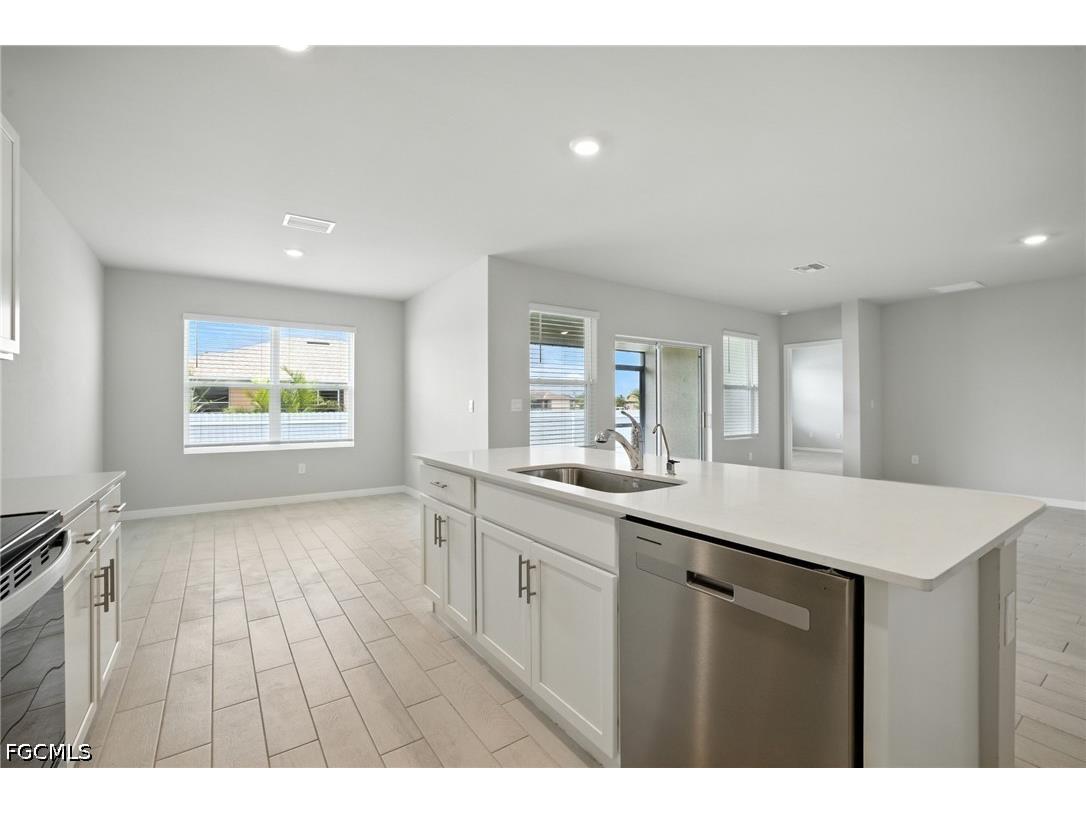 2465 NW 9th Street Cape Coral FL 33993 2026019394 image28