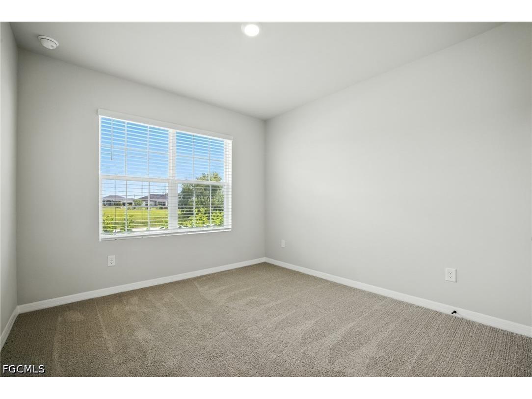 2465 NW 9th Street Cape Coral FL 33993 2026019394 image3