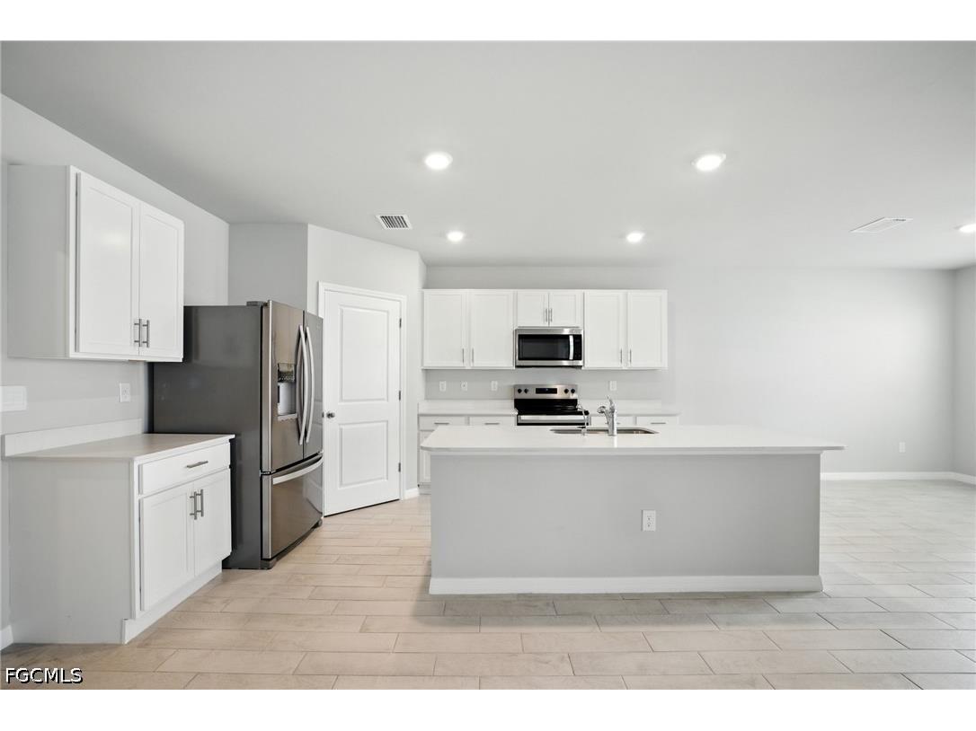 2465 NW 9th Street Cape Coral FL 33993 2026019394 image30