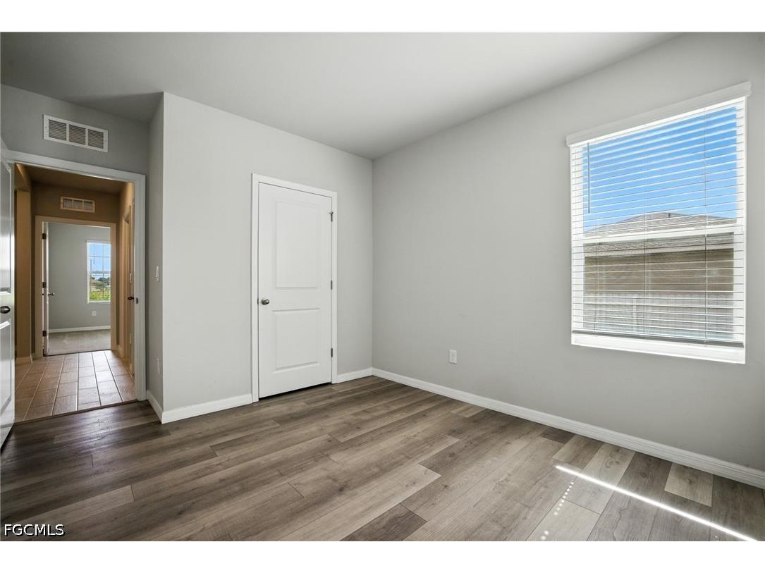 2465 NW 9th Street Cape Coral FL 33993 2026019394 image8