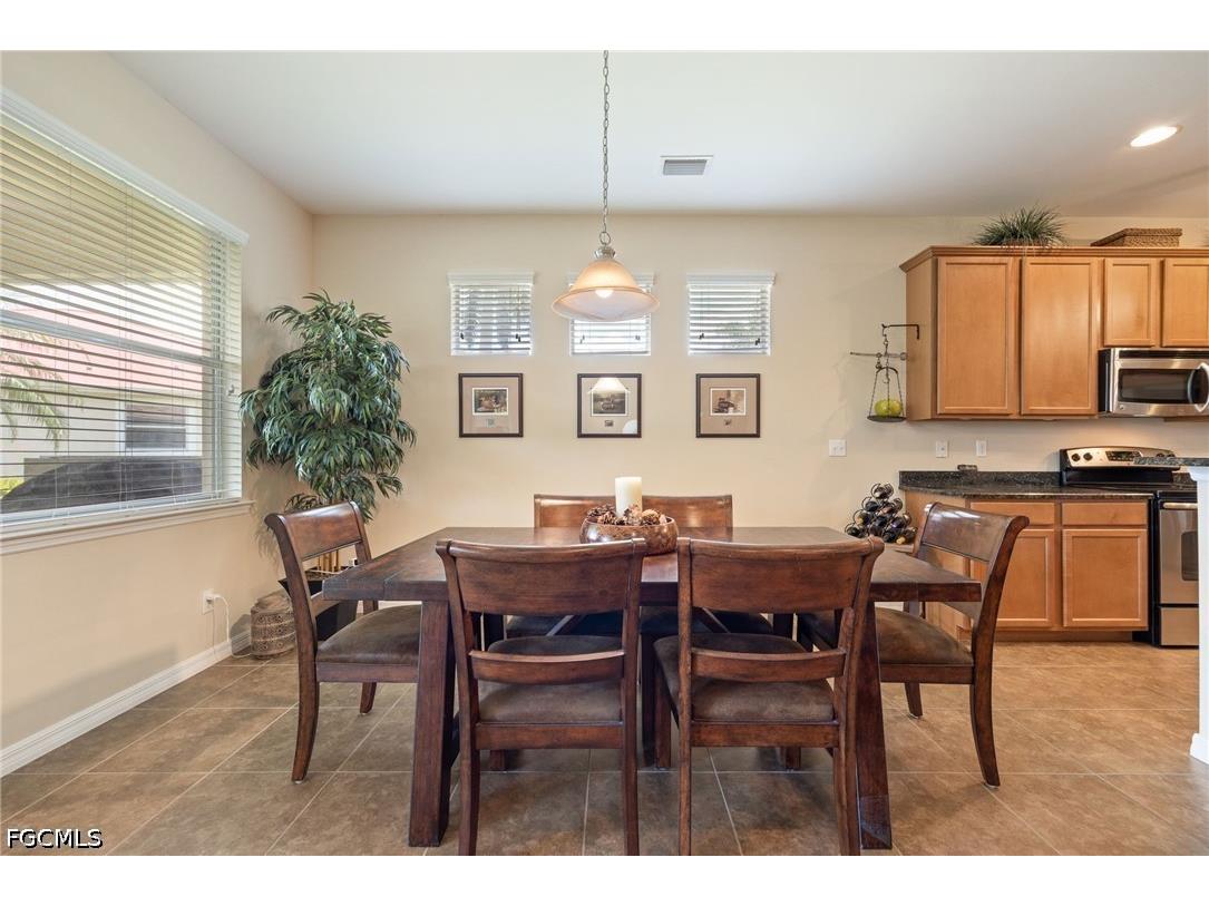 2466 Ashbury Circle Cape Coral FL 33991 2026024821 image11