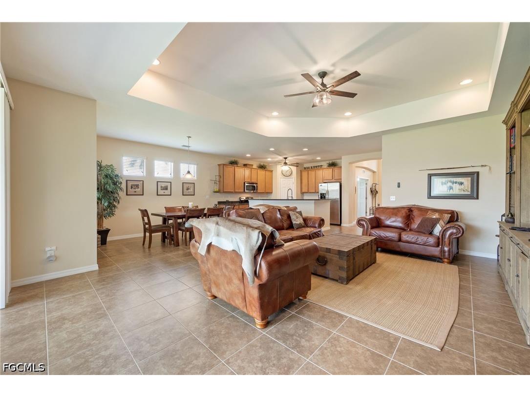 2466 Ashbury Circle Cape Coral FL 33991 2026024821 image17