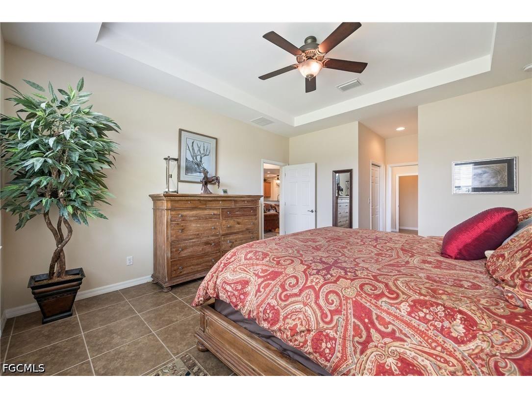 2466 Ashbury Circle Cape Coral FL 33991 2026024821 image20