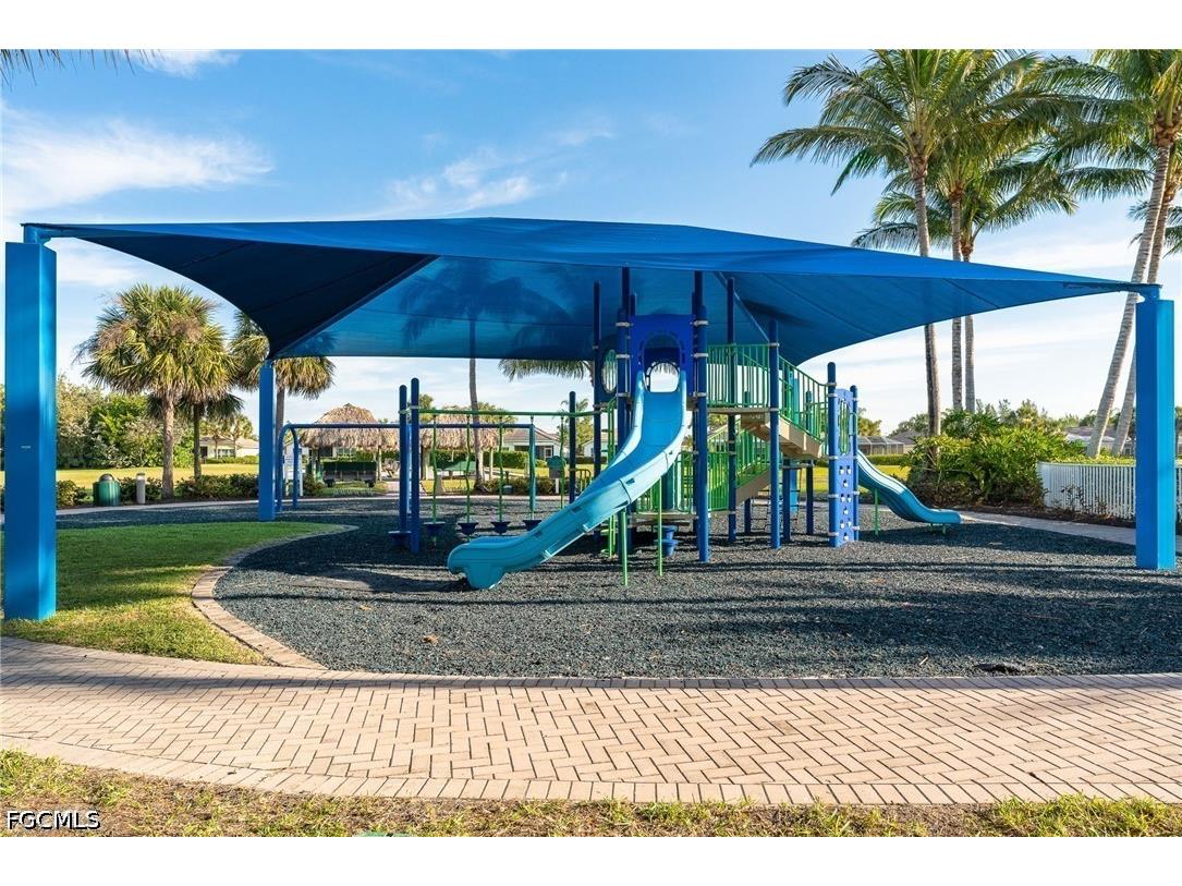 2466 Ashbury Circle Cape Coral FL 33991 2026024821 image40