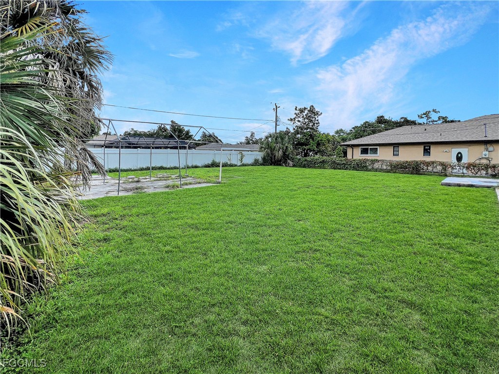 2466 Lakeshore Circle Port Charlotte FL 33952 2025023700 image20