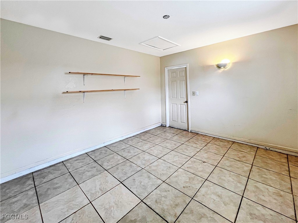 2466 Lakeshore Circle Port Charlotte FL 33952 2025023700 image9