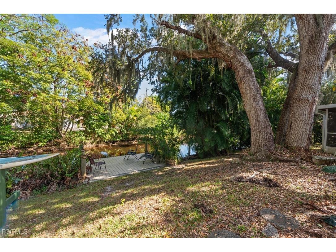 2466 N Westwood Drive North Fort Myers FL 33917 2025025300 image34