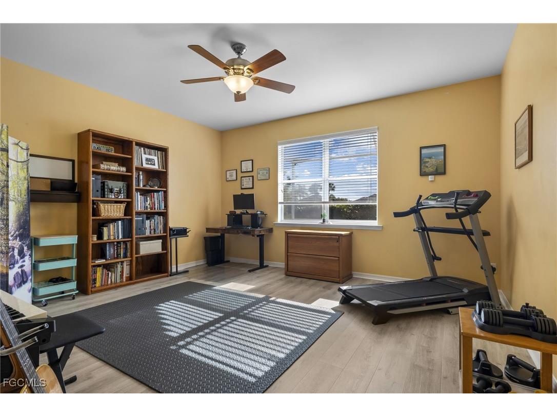 2467 Ashbury Circle Cape Coral FL 33991 2025023398 image19