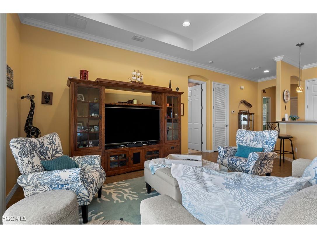 2467 Ashbury Circle Cape Coral FL 33991 2025023398 image7