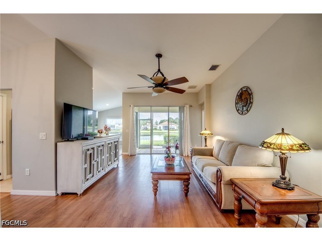 2467 Belleville Court Cape Coral FL 33991 2026013245 image6