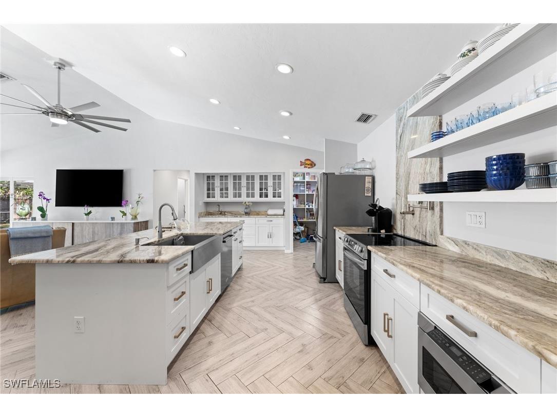 2467 Pine Woods Circle #3 Naples FL 34105 226002591 image12