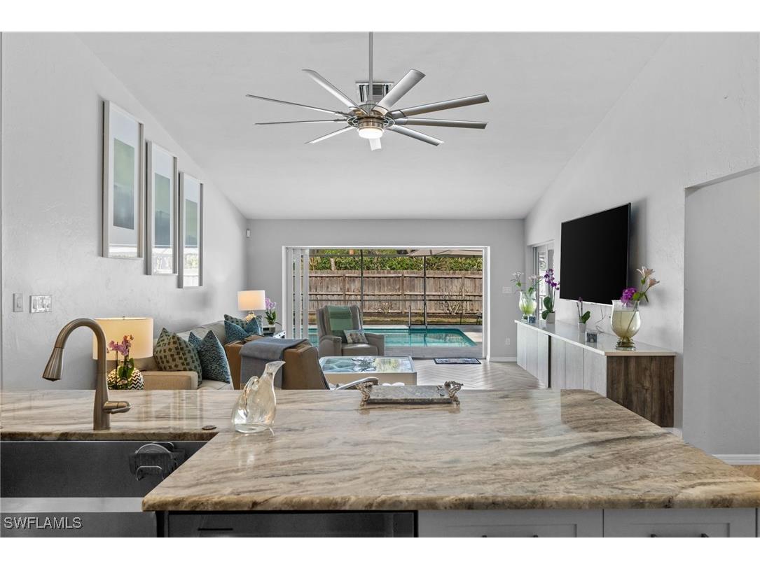 2467 Pine Woods Circle #3 Naples FL 34105 226002591 image13