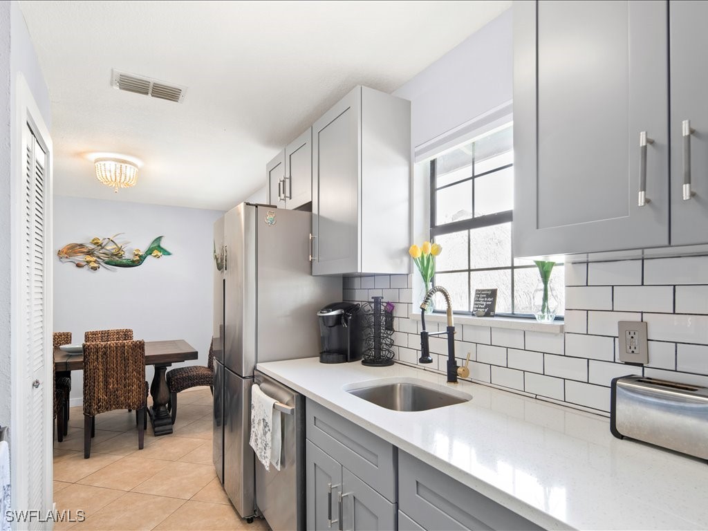 2469 Florida Avenue Naples FL 34112 226005000 image10