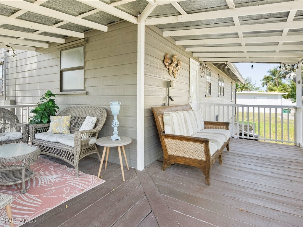 2469 Florida Avenue Naples FL 34112 226005000 image25