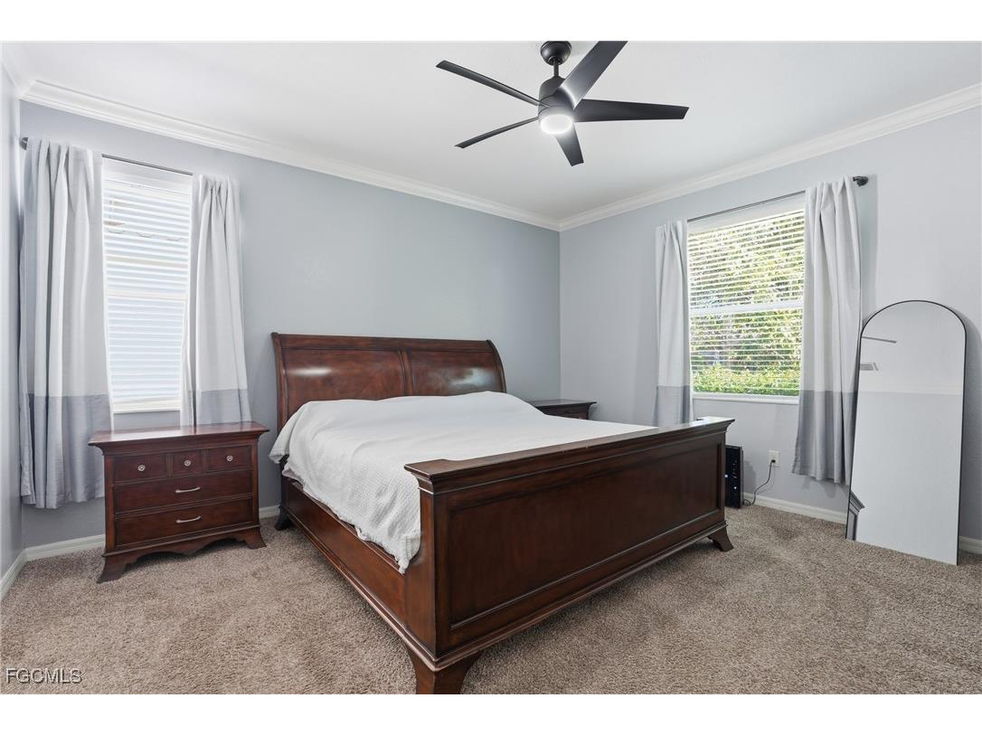 2469 Heydon Circle E Naples FL 34120 2025025983 image17