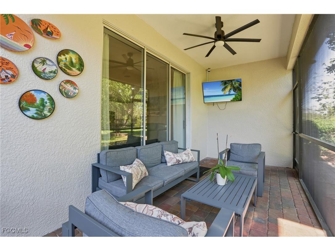 2469 Heydon Circle E Naples FL 34120 2025025983 image30