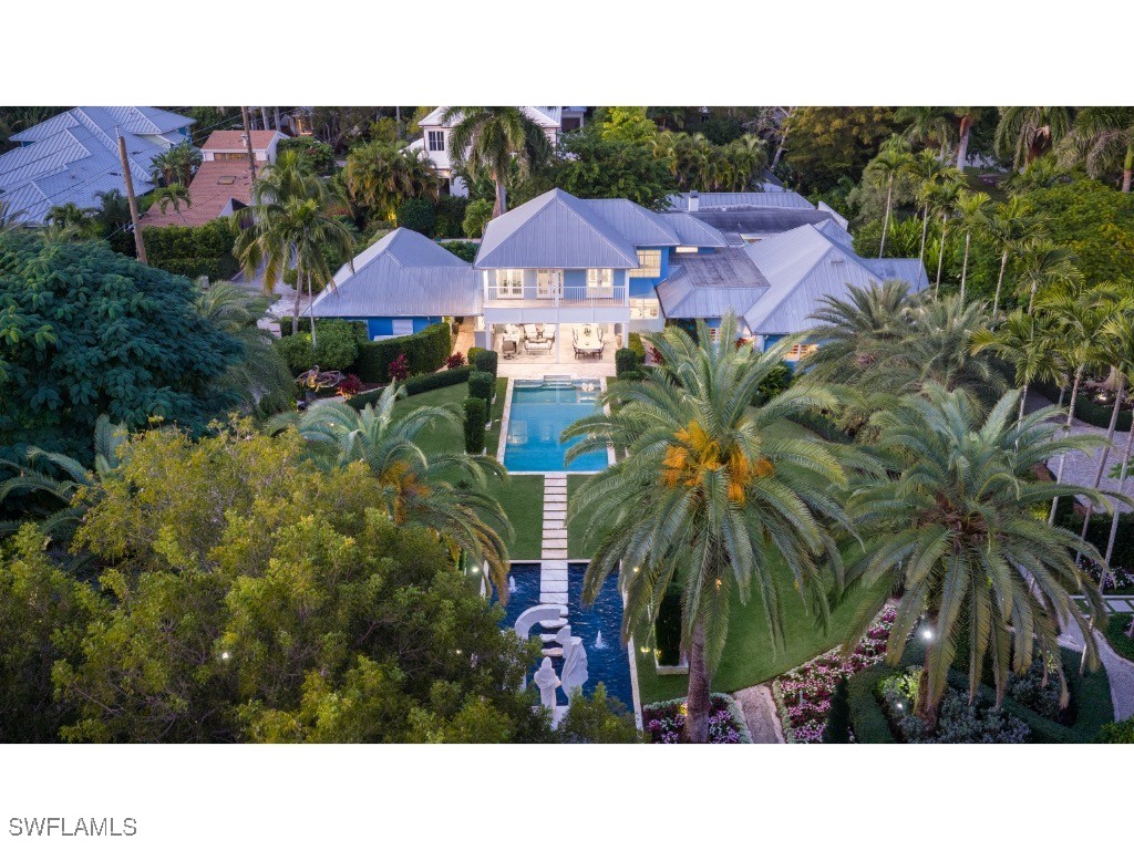 247 6th Street N Naples FL 34102 225084918 image24