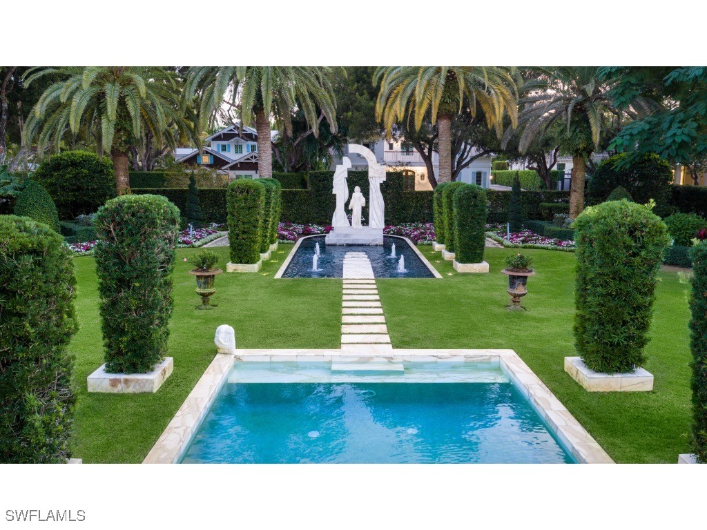 247 6th Street N Naples FL 34102 225084918 image25