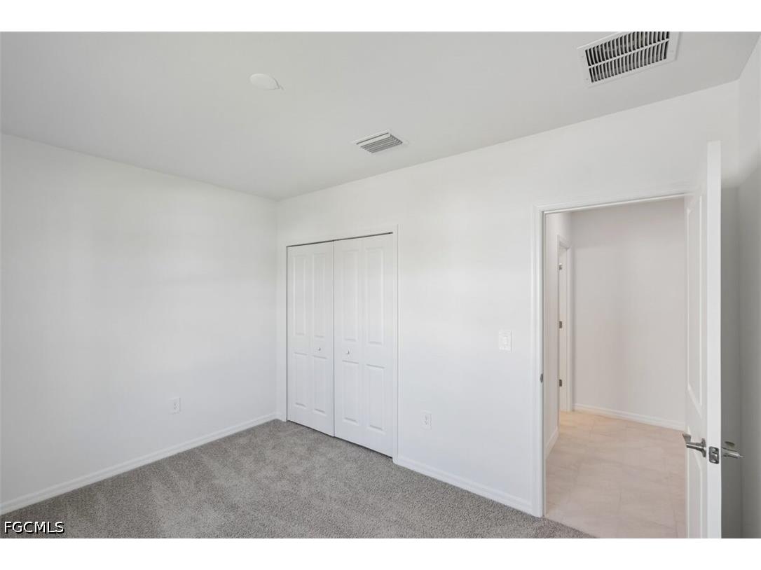 247 Lakeside Breeze Way Lehigh Acres FL 33936 2026019219 image10