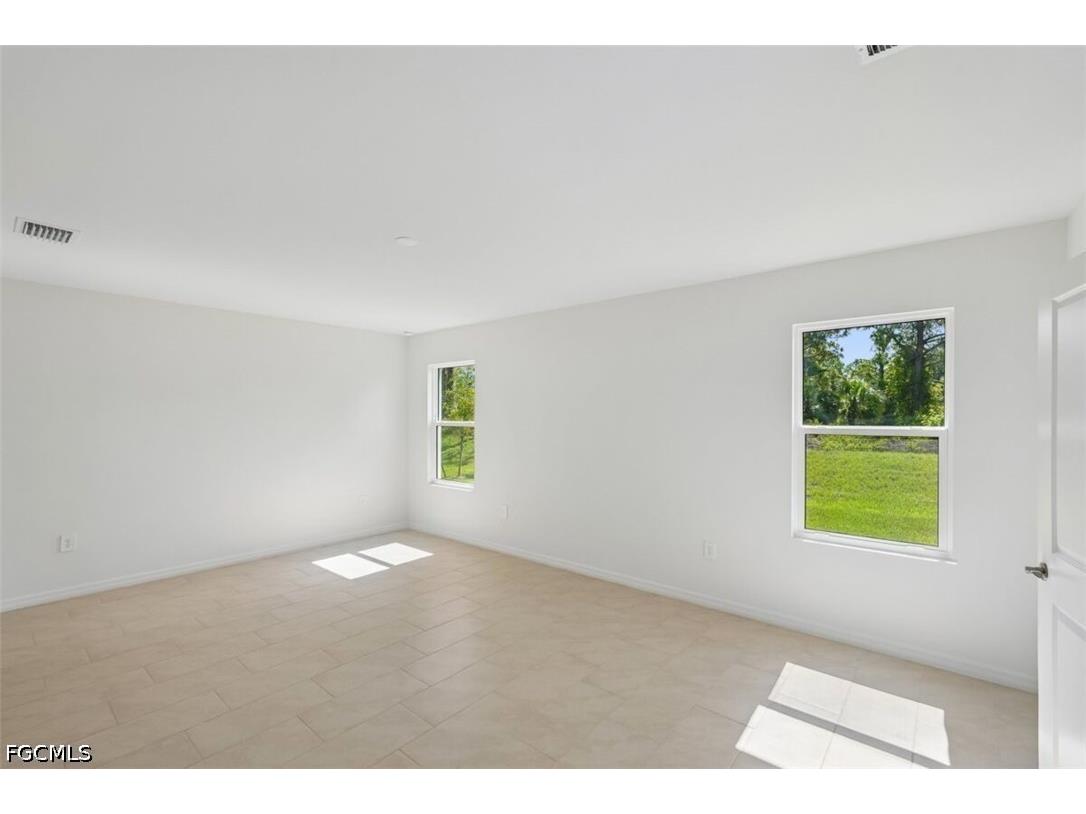 247 Lakeside Breeze Way Lehigh Acres FL 33936 2026019219 image6