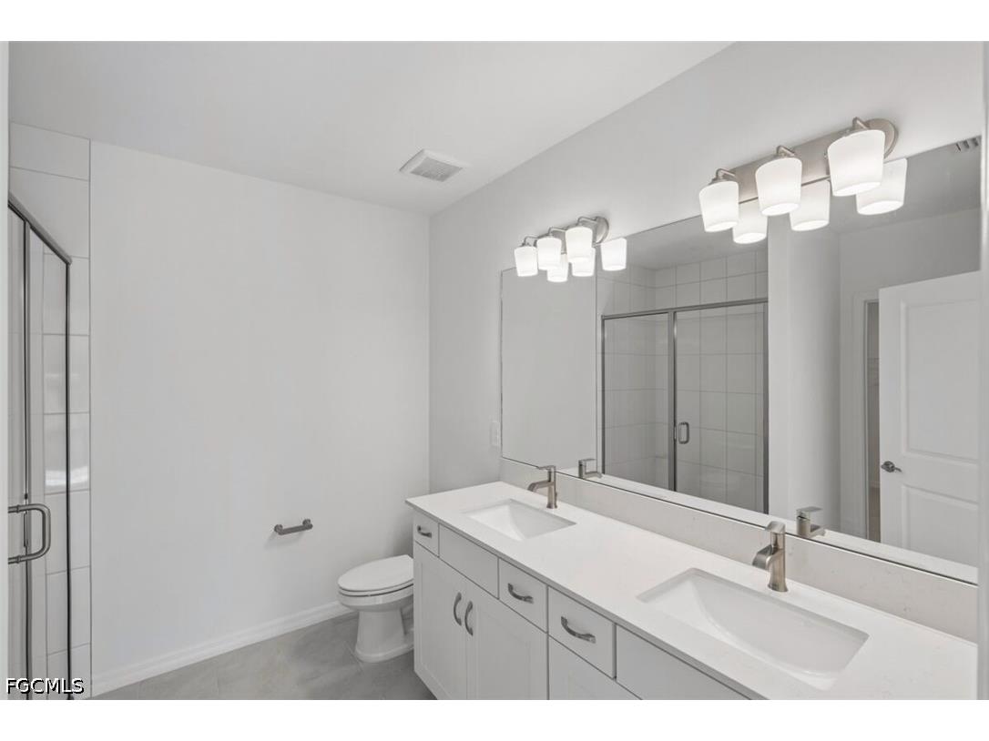 247 Lakeside Breeze Way Lehigh Acres FL 33936 2026019219 image8