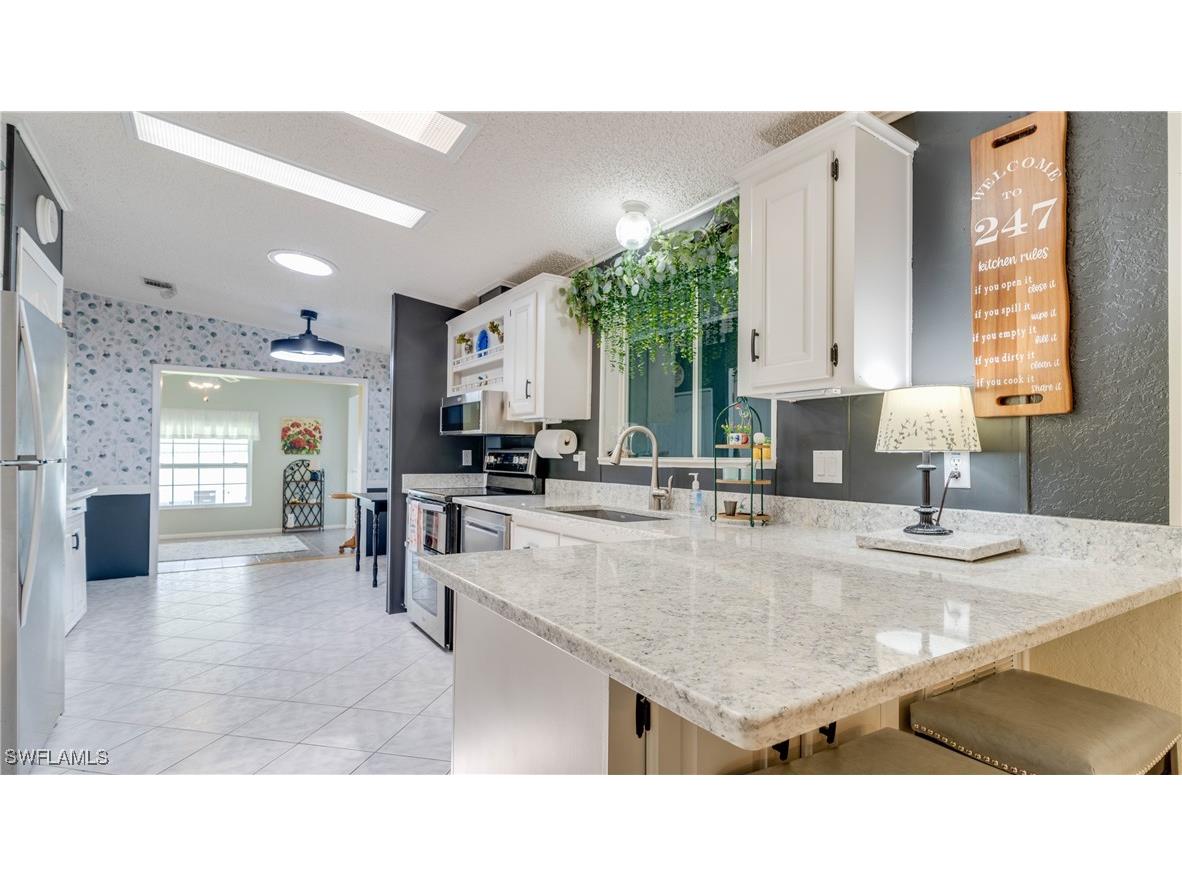 247 Lakeside Drive North Fort Myers FL 33903 225061344 image8