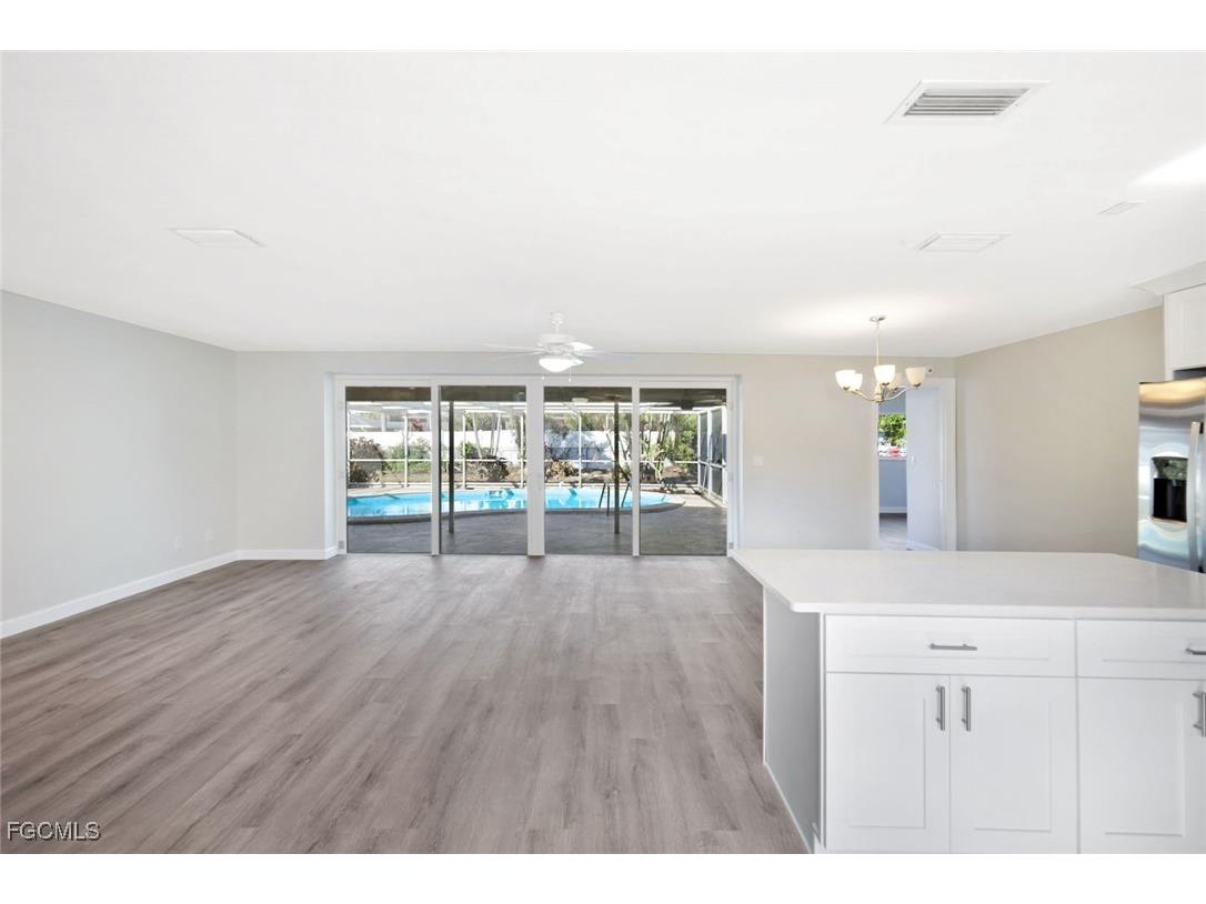 247 SE 46th Street Cape Coral FL 33904 2025020691 image10