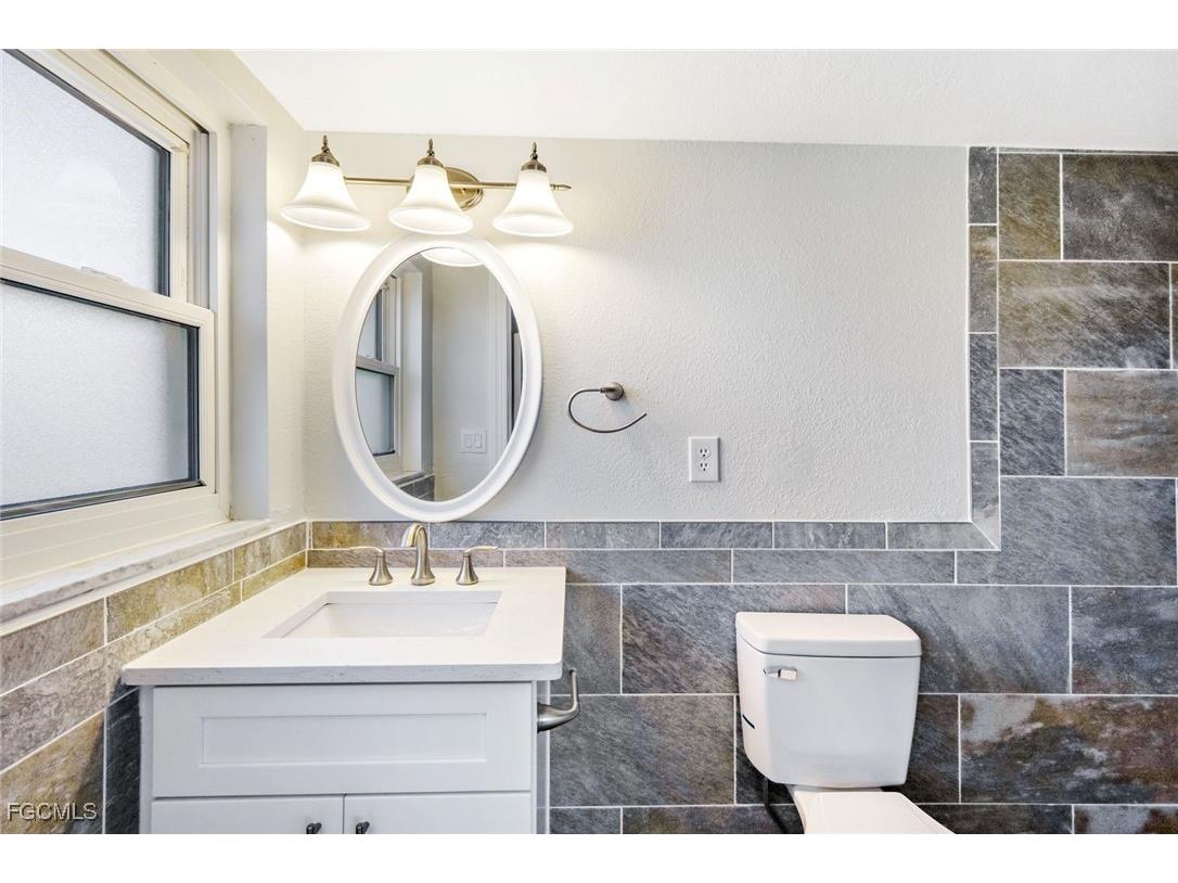 247 SE 46th Street Cape Coral FL 33904 2025020691 image15