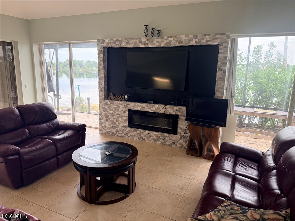 247 SE 6th Street Cape Coral FL 33990 2026024498 image10