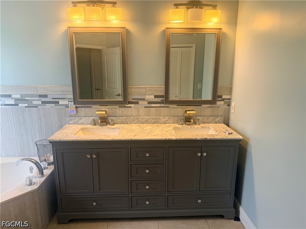 247 SE 6th Street Cape Coral FL 33990 2026024498 image18