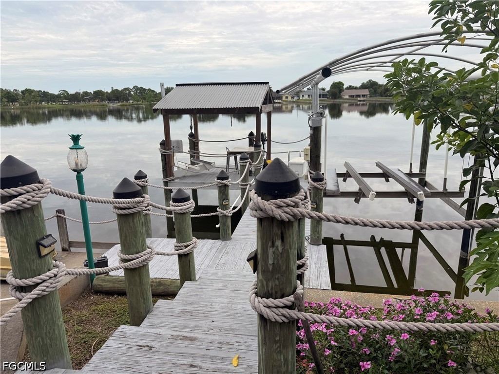 247 SE 6th Street Cape Coral FL 33990 2026024498 image4