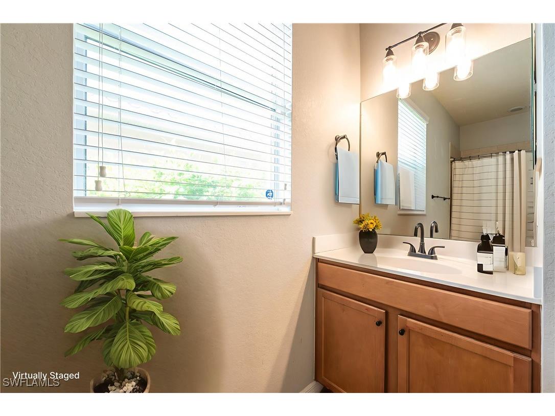 2470 Heydon Circle E Naples FL 34120 225063455 image13