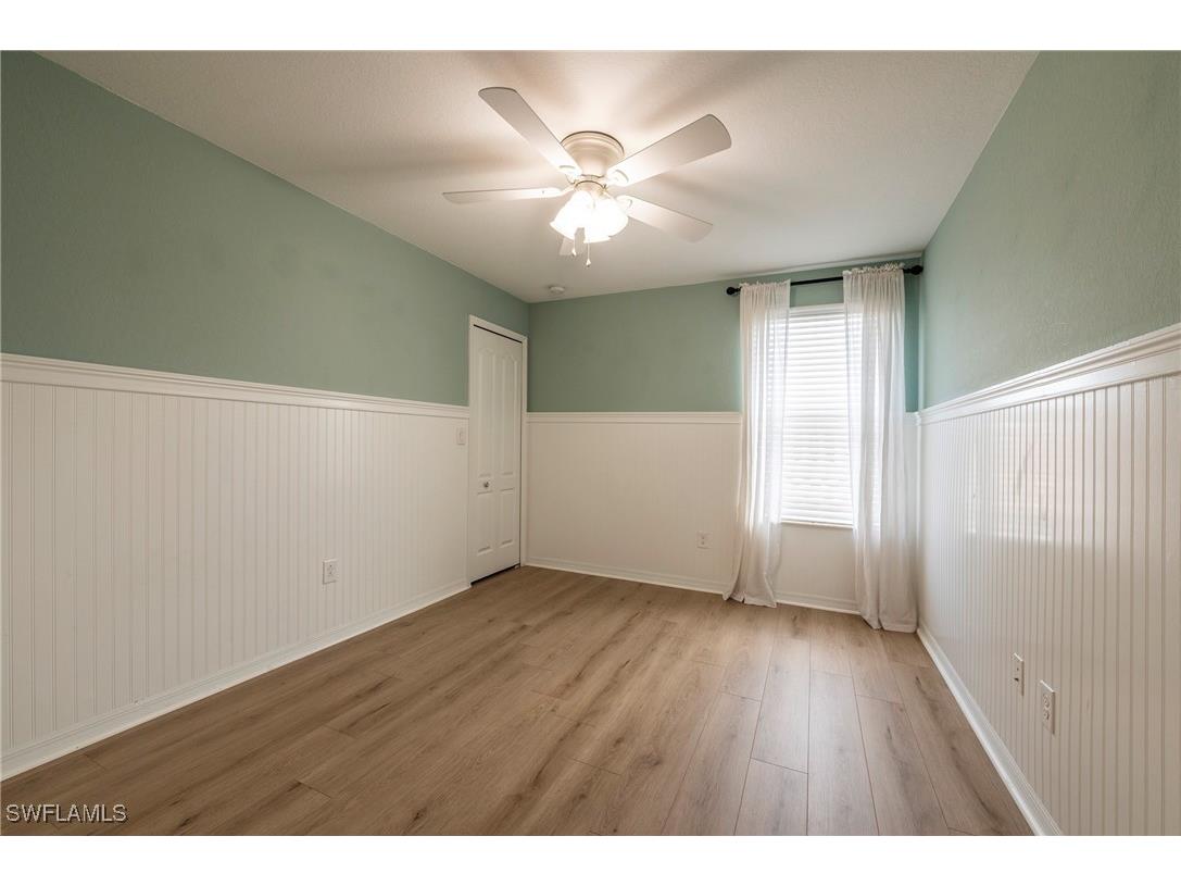 2470 Heydon Circle E Naples FL 34120 225063455 image17