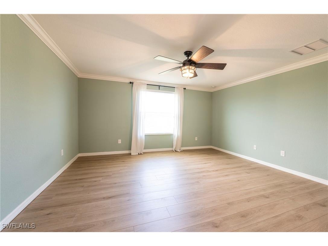 2470 Heydon Circle E Naples FL 34120 225063455 image22