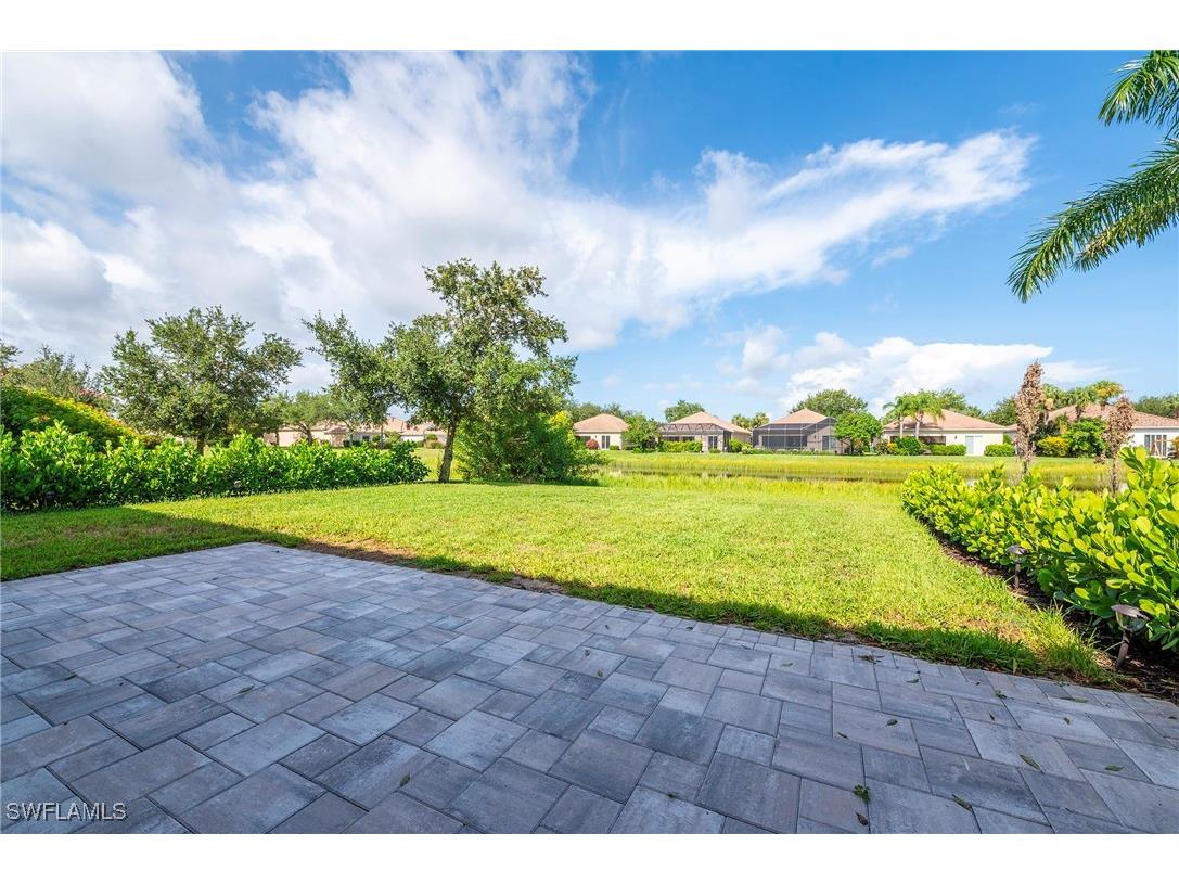 2470 Heydon Circle E Naples FL 34120 225063455 image27