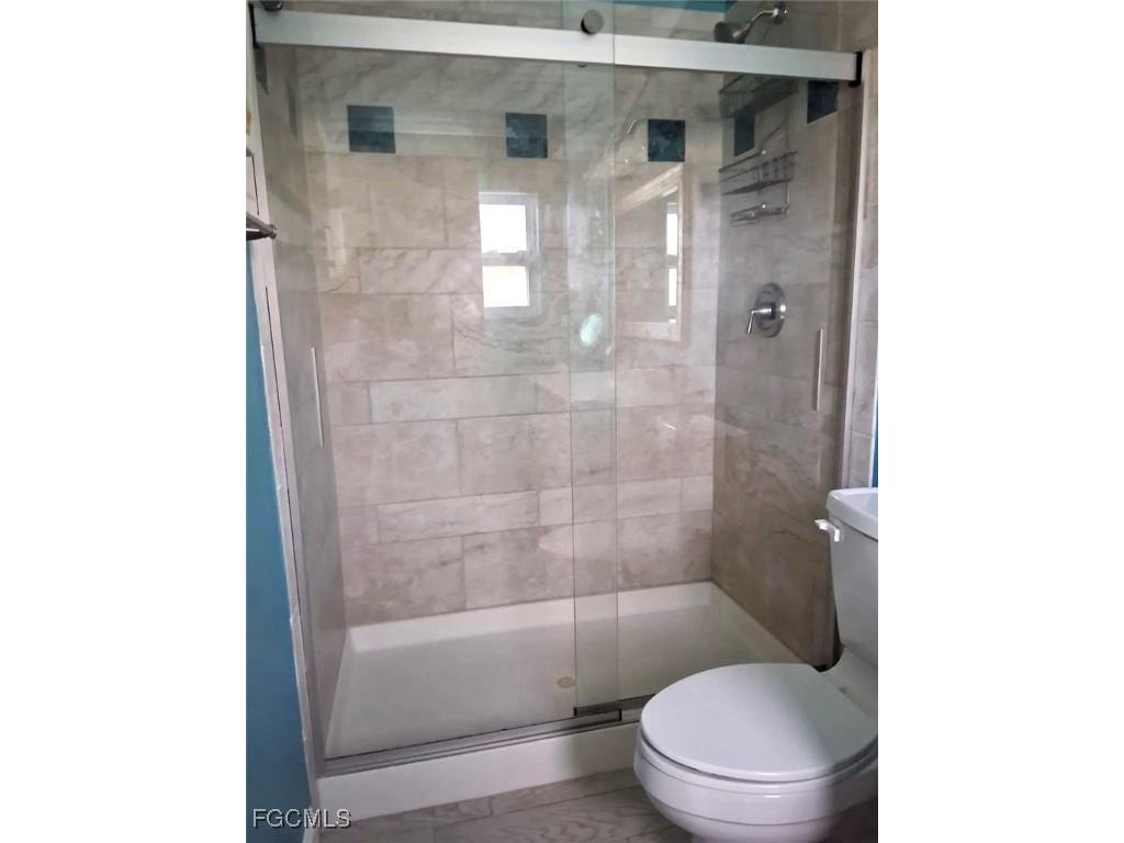 2470 Rose Avenue Saint James City FL 33956 2025018761 image10