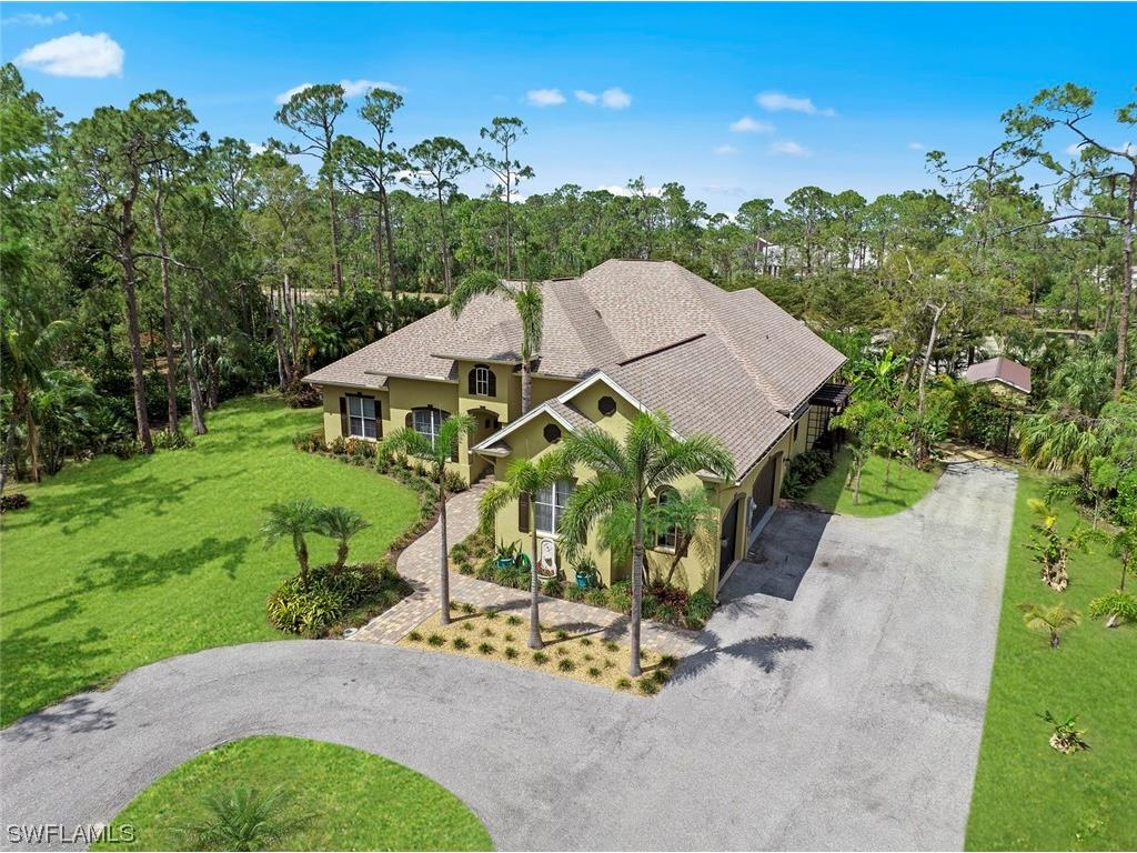 24708 Red Robin Drive Bonita Springs FL 34135 223027457 image1