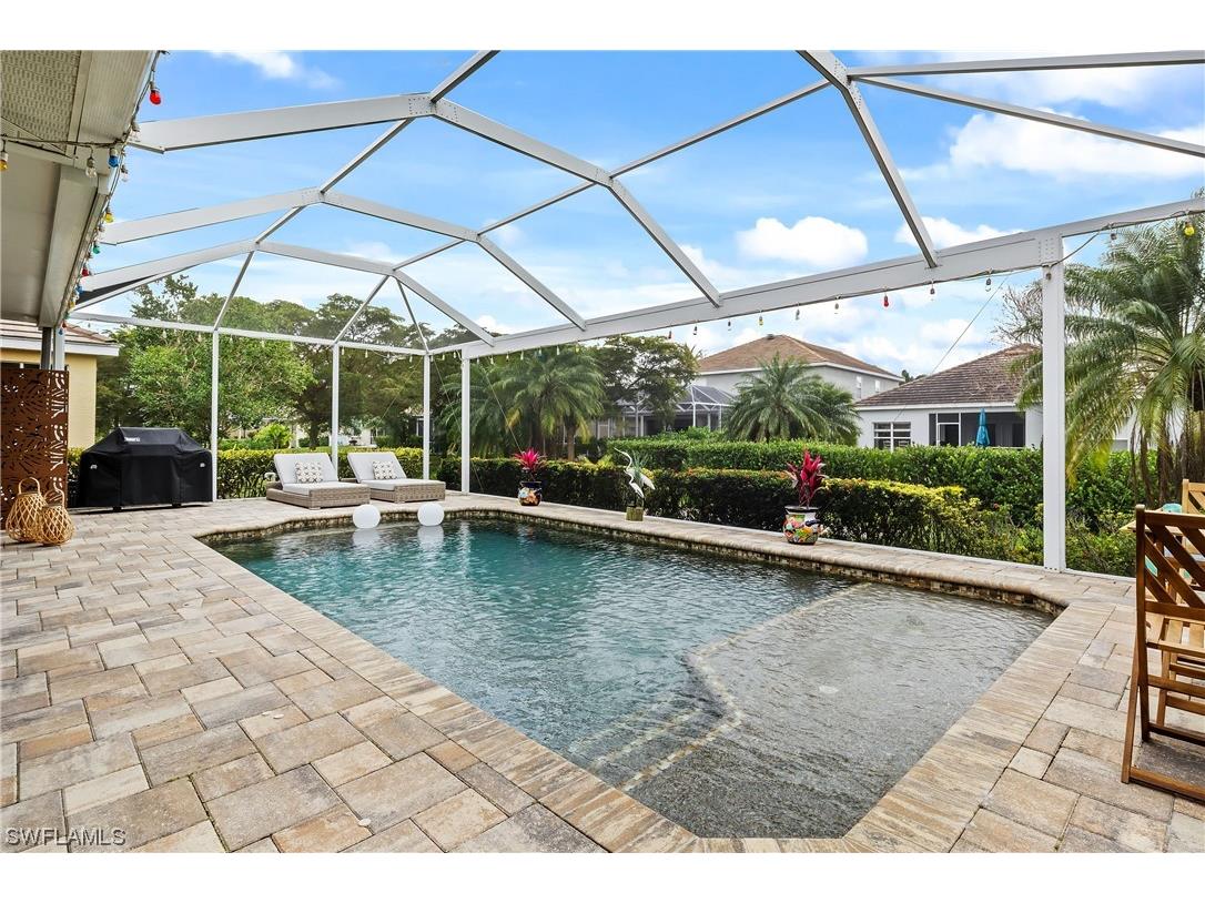 2471 Blackburn Circle Cape Coral FL 33991 224004535 image1