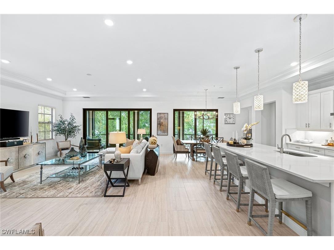 2472 Breakwater Way #11101 Naples FL 34112 223065262 image1