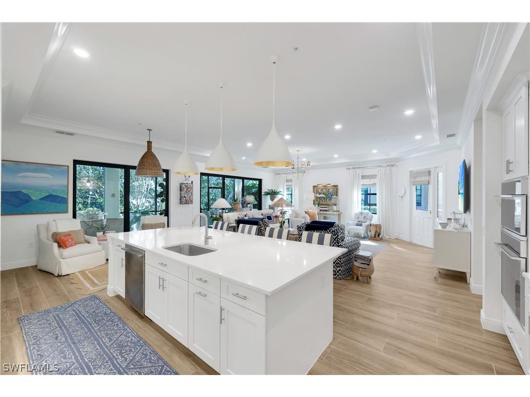 2472 Breakwater Way #11102 Naples FL 34112 226007382 image1
