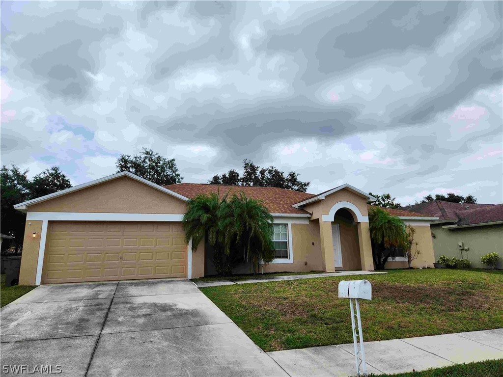 2472 Nature Pointe Loop Fort Myers FL 33905 224045412 image1
